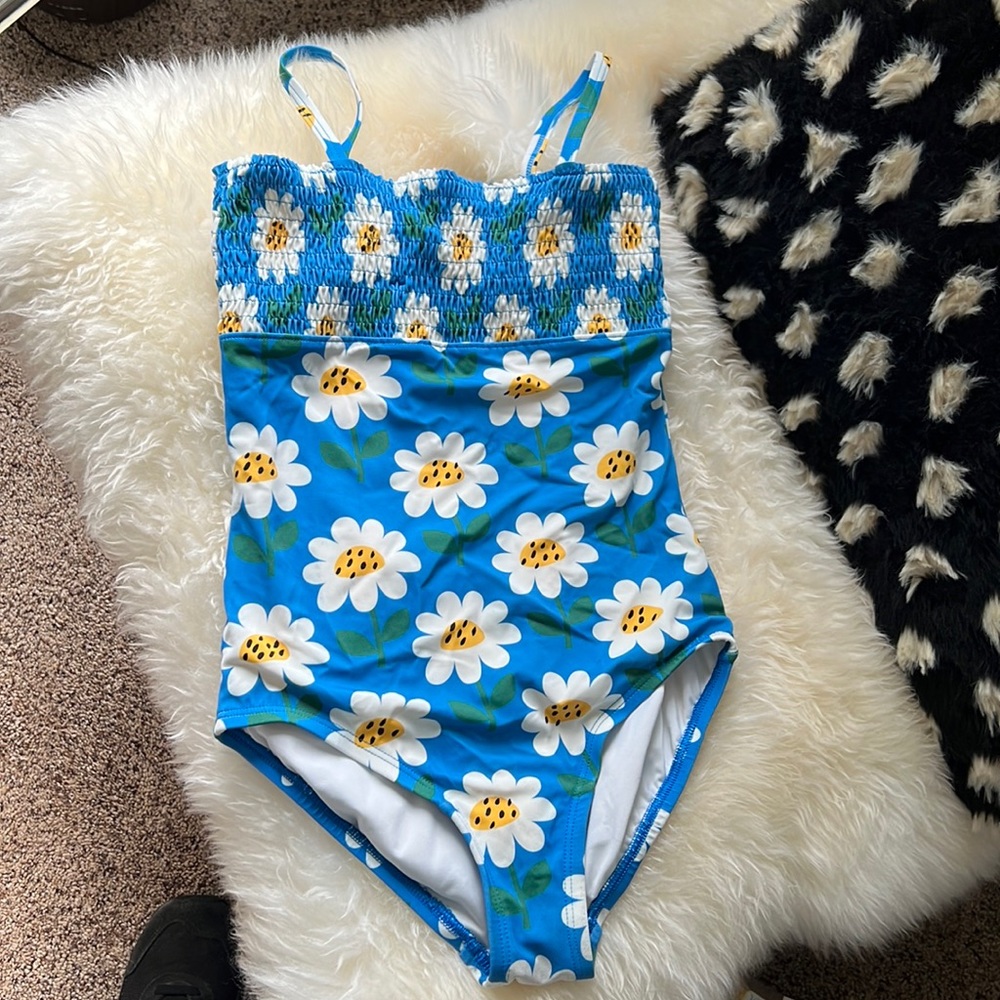 Hanna Andersson Girl’s size 10 one piece SWIMSUIT. Gently used.